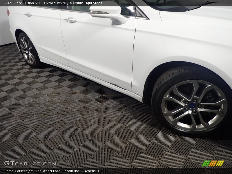 Oxford White / Medium Light Stone 2020 Ford Fusion SEL