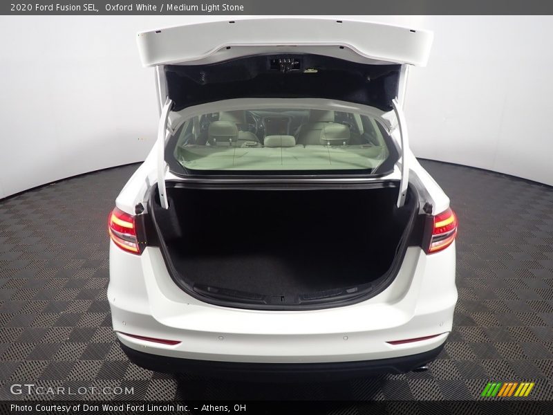 Oxford White / Medium Light Stone 2020 Ford Fusion SEL