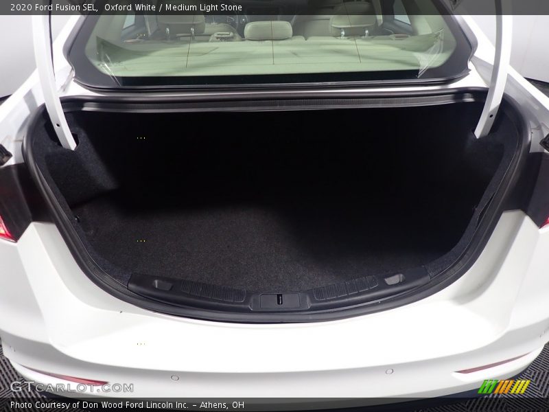 Oxford White / Medium Light Stone 2020 Ford Fusion SEL