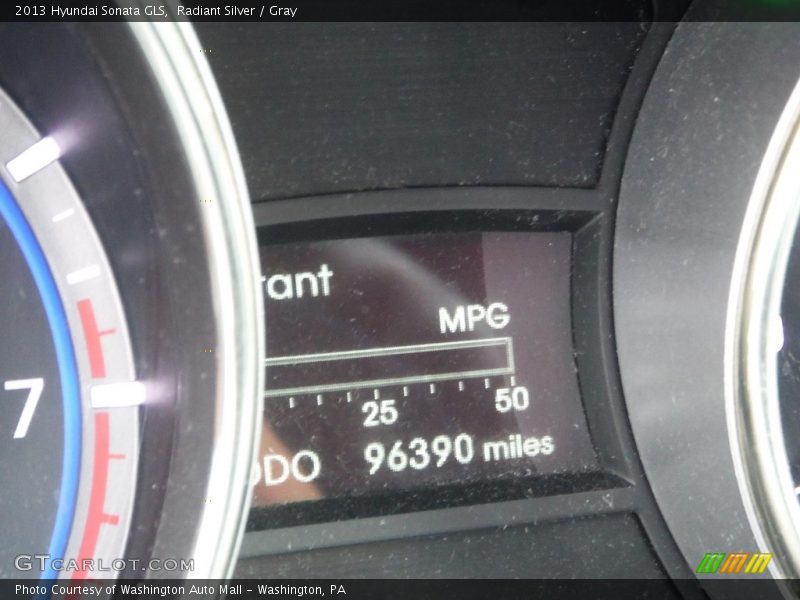 Radiant Silver / Gray 2013 Hyundai Sonata GLS
