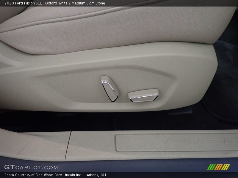 Oxford White / Medium Light Stone 2020 Ford Fusion SEL