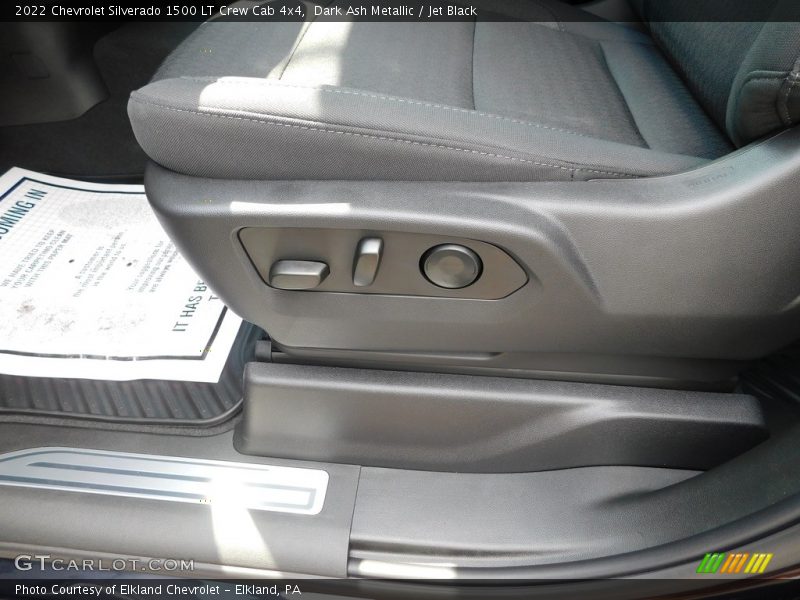 Dark Ash Metallic / Jet Black 2022 Chevrolet Silverado 1500 LT Crew Cab 4x4