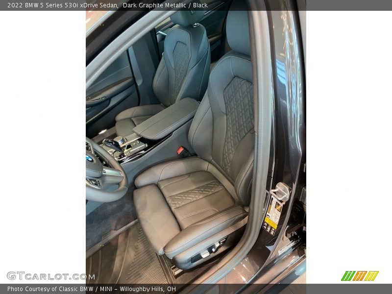 Dark Graphite Metallic / Black 2022 BMW 5 Series 530i xDrive Sedan