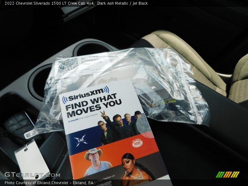 Dark Ash Metallic / Jet Black 2022 Chevrolet Silverado 1500 LT Crew Cab 4x4