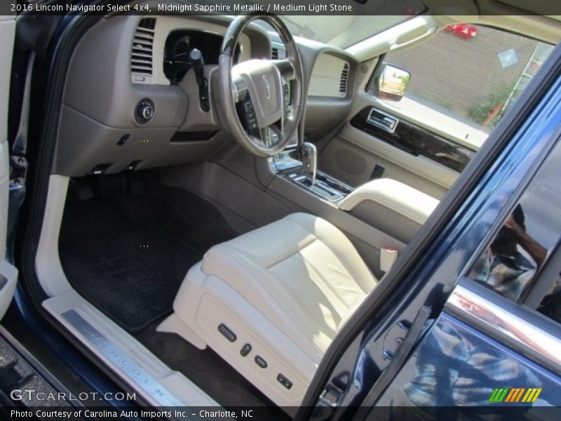 Midnight Sapphire Metallic / Medium Light Stone 2016 Lincoln Navigator Select 4x4