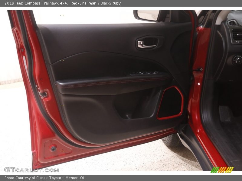 Red-Line Pearl / Black/Ruby 2019 Jeep Compass Trailhawk 4x4