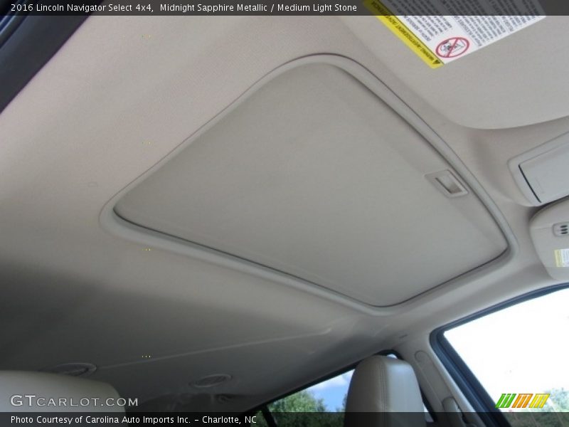 Midnight Sapphire Metallic / Medium Light Stone 2016 Lincoln Navigator Select 4x4
