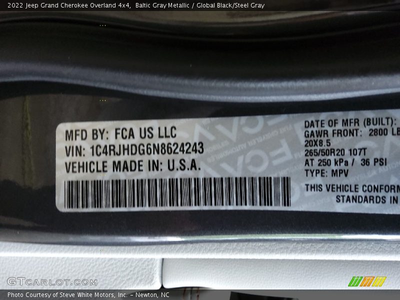 Baltic Gray Metallic / Global Black/Steel Gray 2022 Jeep Grand Cherokee Overland 4x4