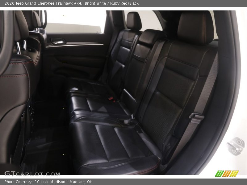 Bright White / Ruby Red/Black 2020 Jeep Grand Cherokee Trailhawk 4x4