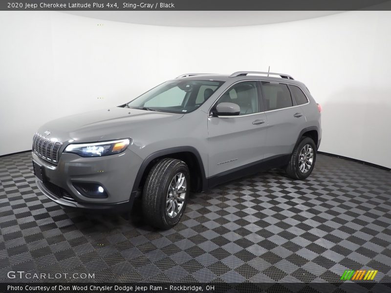 Sting-Gray / Black 2020 Jeep Cherokee Latitude Plus 4x4