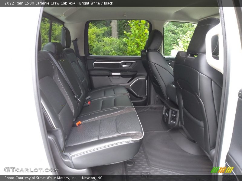 Bright White / Black 2022 Ram 1500 Laramie Crew Cab 4x4