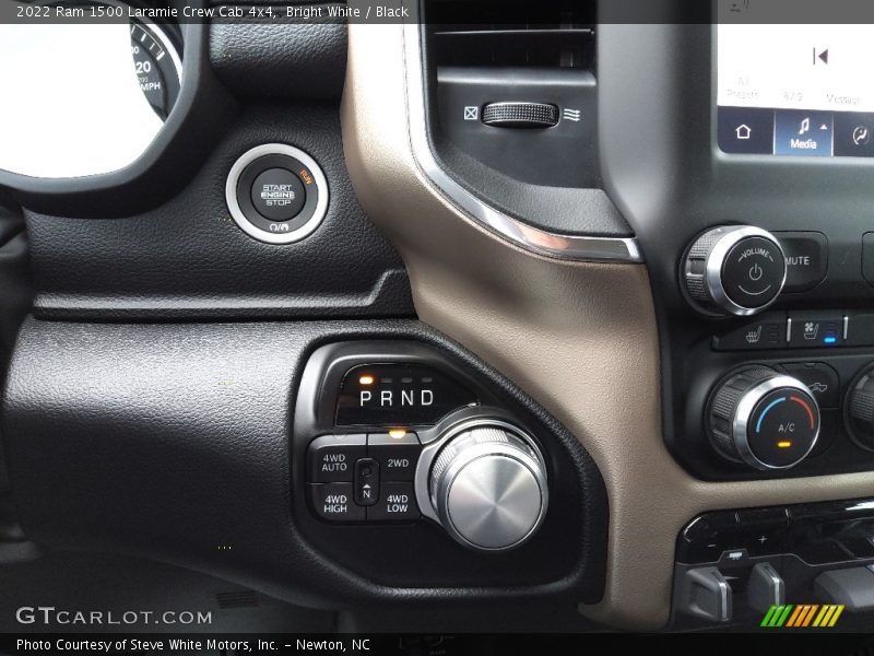 Bright White / Black 2022 Ram 1500 Laramie Crew Cab 4x4