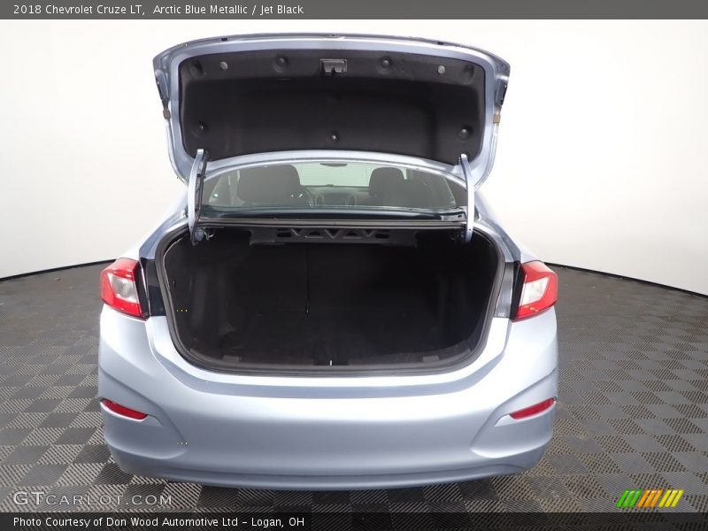 Arctic Blue Metallic / Jet Black 2018 Chevrolet Cruze LT