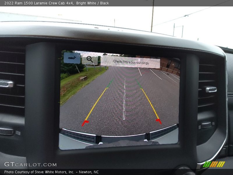 Bright White / Black 2022 Ram 1500 Laramie Crew Cab 4x4