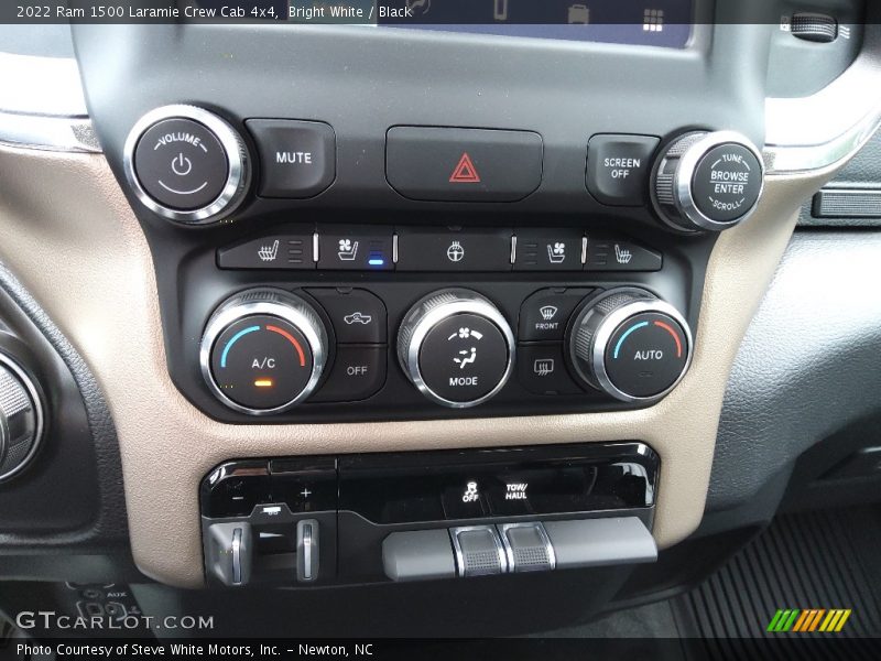 Bright White / Black 2022 Ram 1500 Laramie Crew Cab 4x4