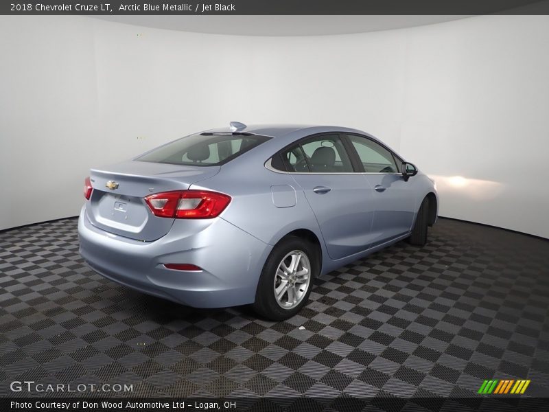 Arctic Blue Metallic / Jet Black 2018 Chevrolet Cruze LT