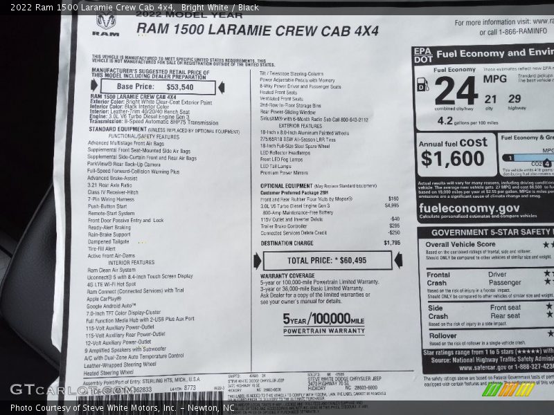 Bright White / Black 2022 Ram 1500 Laramie Crew Cab 4x4