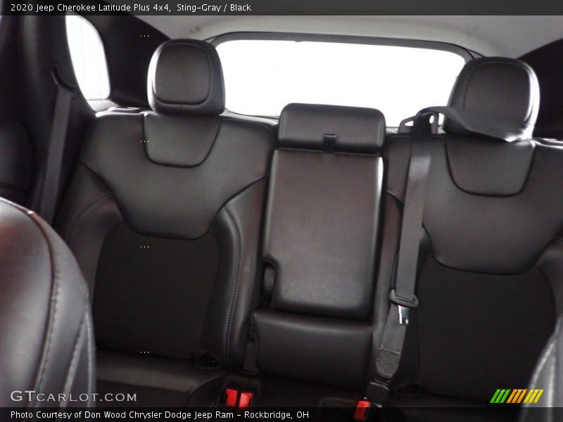 Sting-Gray / Black 2020 Jeep Cherokee Latitude Plus 4x4