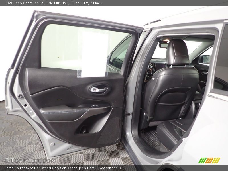 Sting-Gray / Black 2020 Jeep Cherokee Latitude Plus 4x4