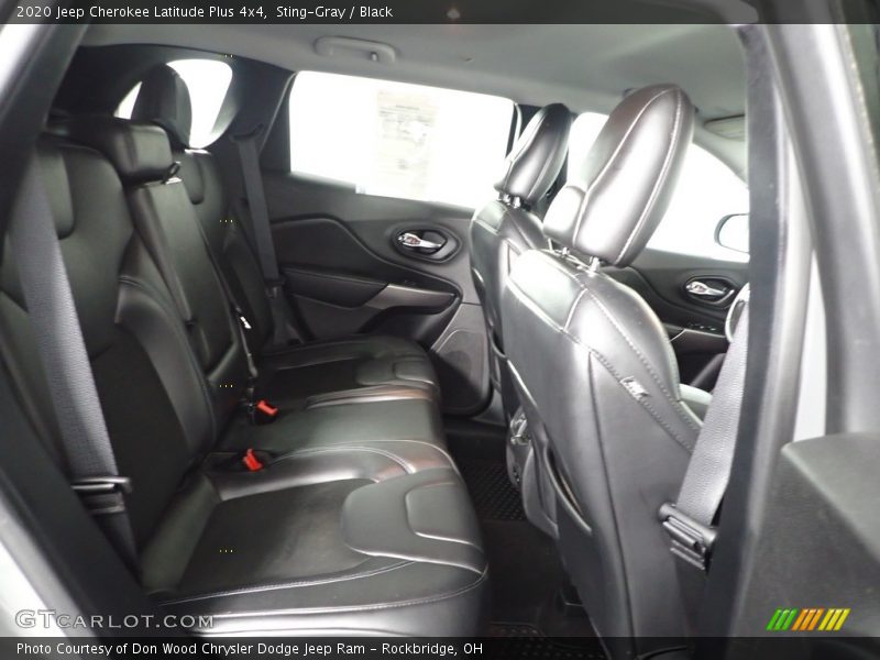 Sting-Gray / Black 2020 Jeep Cherokee Latitude Plus 4x4