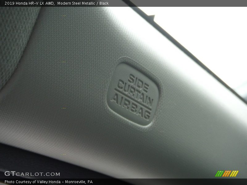 Modern Steel Metallic / Black 2019 Honda HR-V LX AWD