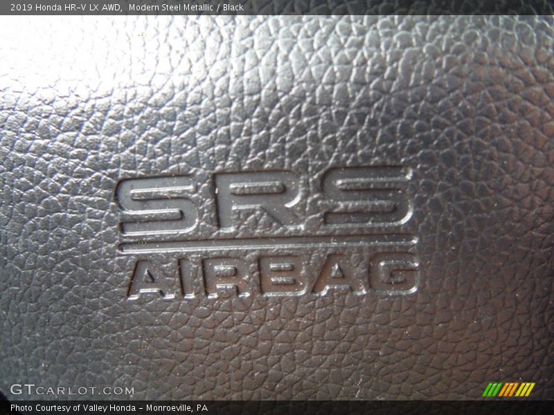 Modern Steel Metallic / Black 2019 Honda HR-V LX AWD