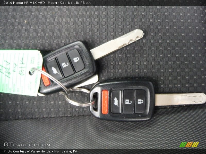 Modern Steel Metallic / Black 2019 Honda HR-V LX AWD