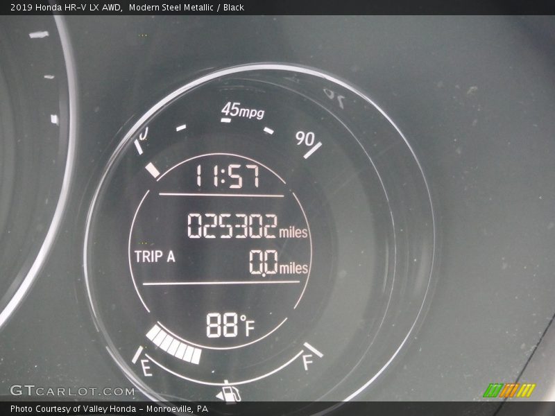 Modern Steel Metallic / Black 2019 Honda HR-V LX AWD