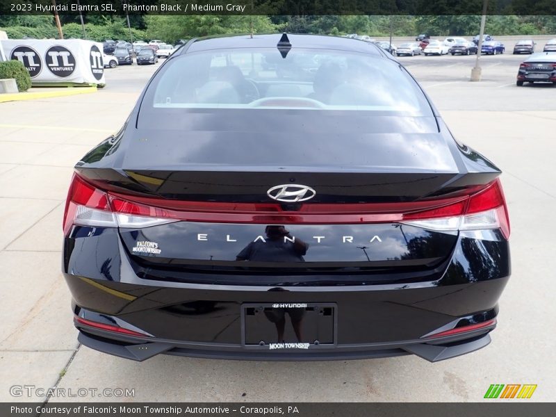 Phantom Black / Medium Gray 2023 Hyundai Elantra SEL