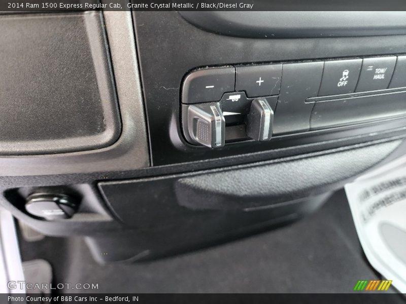 Granite Crystal Metallic / Black/Diesel Gray 2014 Ram 1500 Express Regular Cab