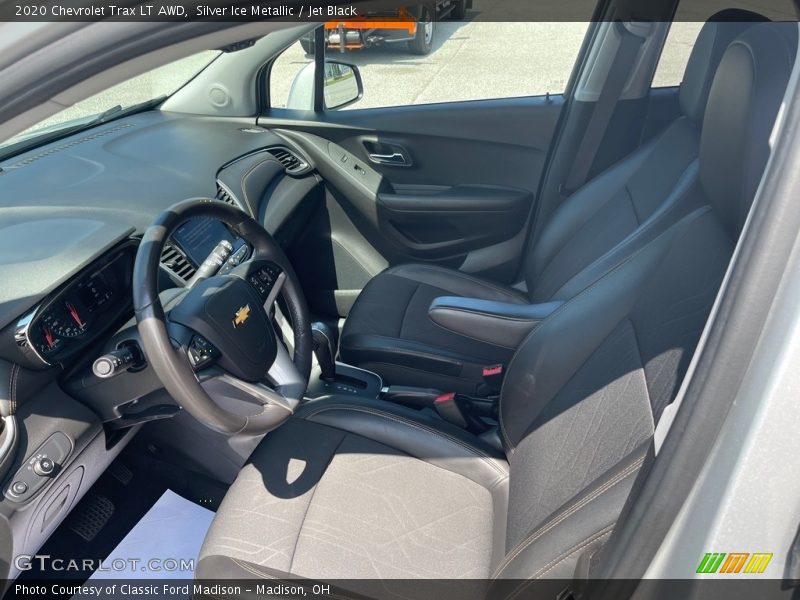Silver Ice Metallic / Jet Black 2020 Chevrolet Trax LT AWD