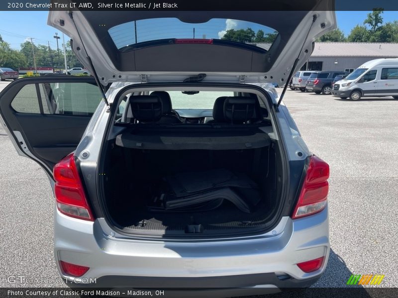 Silver Ice Metallic / Jet Black 2020 Chevrolet Trax LT AWD