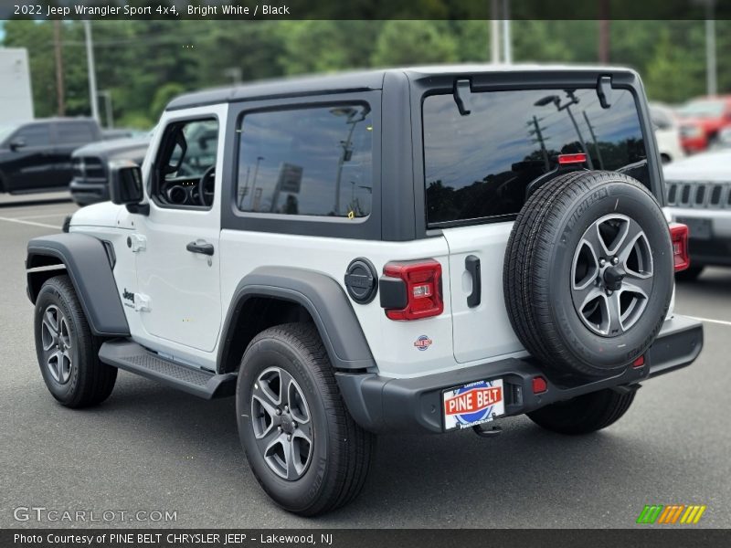 Bright White / Black 2022 Jeep Wrangler Sport 4x4
