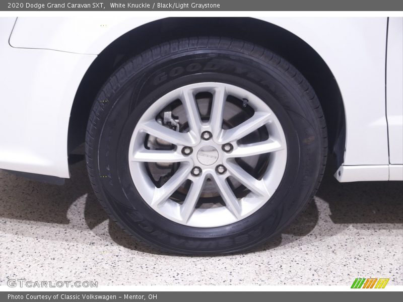 White Knuckle / Black/Light Graystone 2020 Dodge Grand Caravan SXT