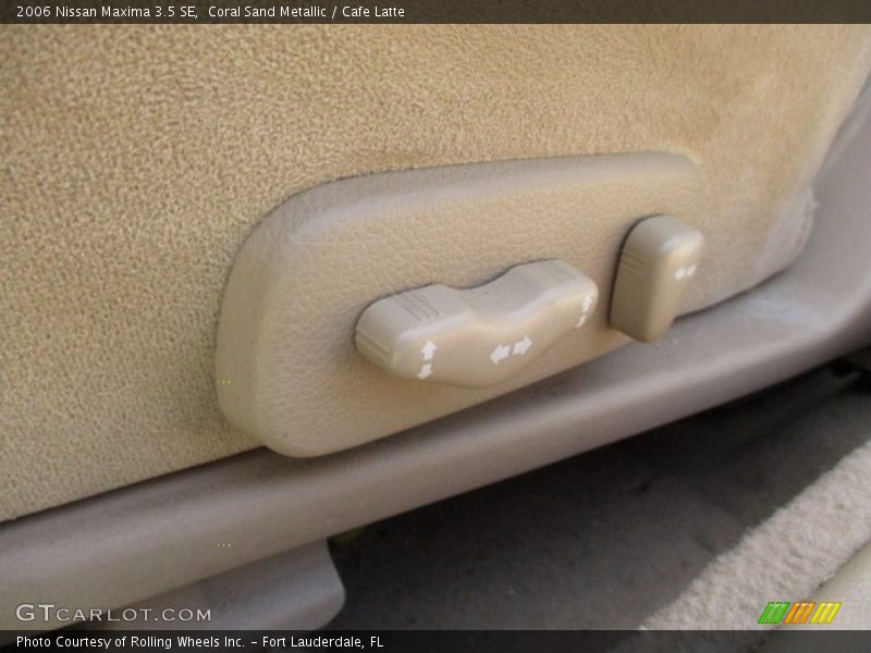 Coral Sand Metallic / Cafe Latte 2006 Nissan Maxima 3.5 SE
