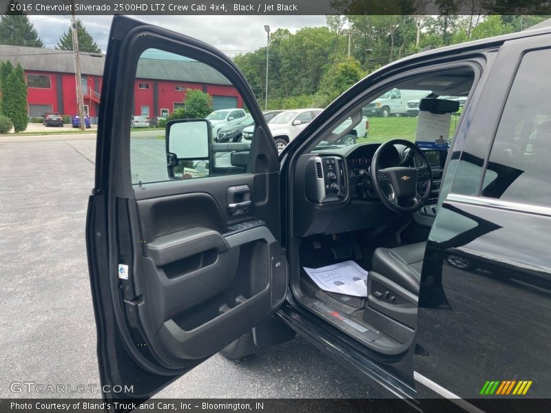 Black / Jet Black 2016 Chevrolet Silverado 2500HD LTZ Crew Cab 4x4