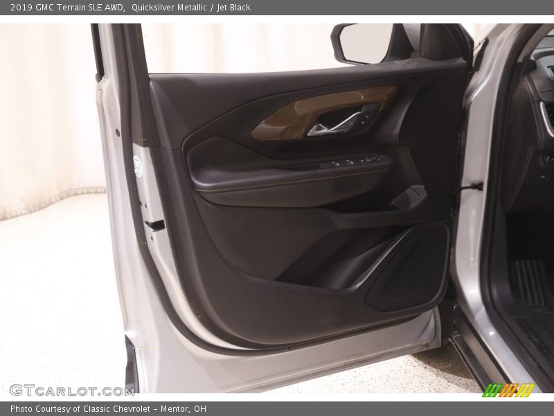 Quicksilver Metallic / Jet Black 2019 GMC Terrain SLE AWD