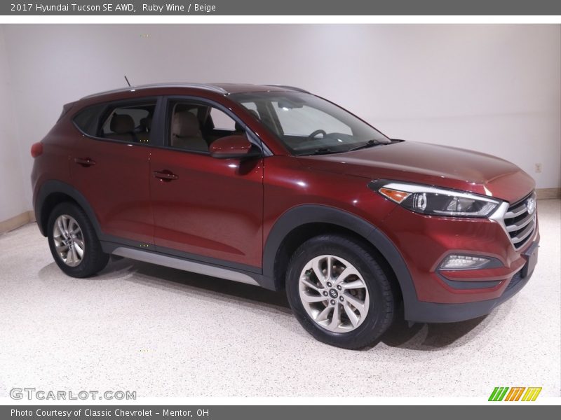 Ruby Wine / Beige 2017 Hyundai Tucson SE AWD