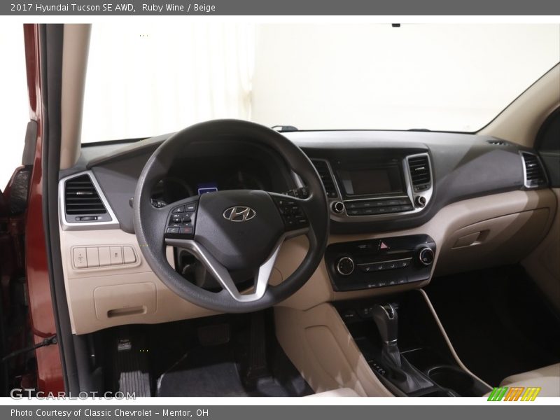 Ruby Wine / Beige 2017 Hyundai Tucson SE AWD