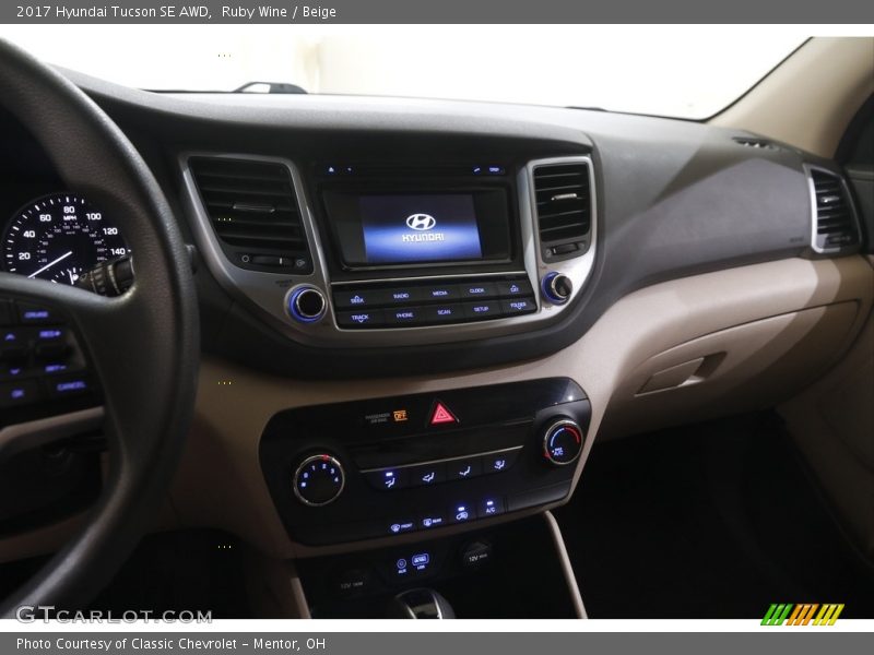 Ruby Wine / Beige 2017 Hyundai Tucson SE AWD