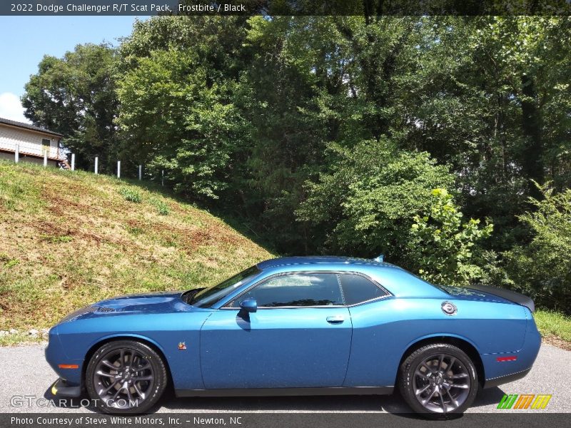 Frostbite / Black 2022 Dodge Challenger R/T Scat Pack