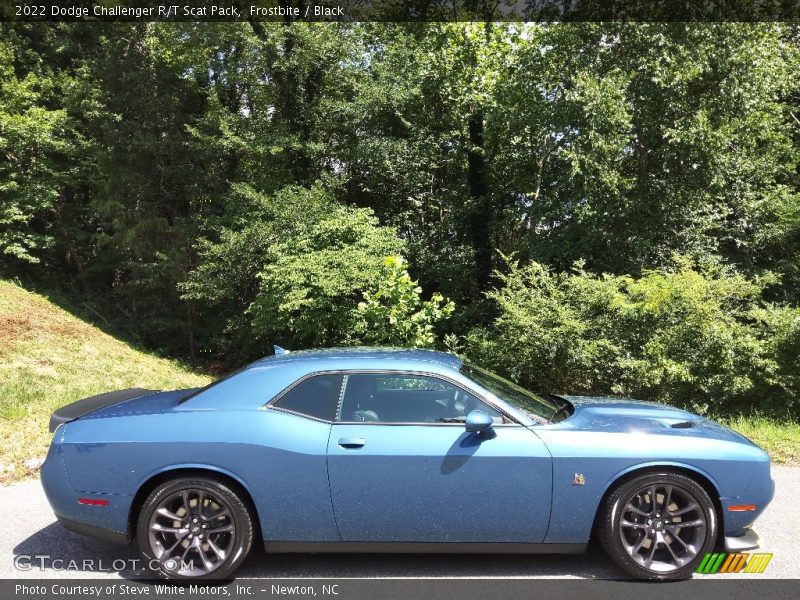 Frostbite / Black 2022 Dodge Challenger R/T Scat Pack