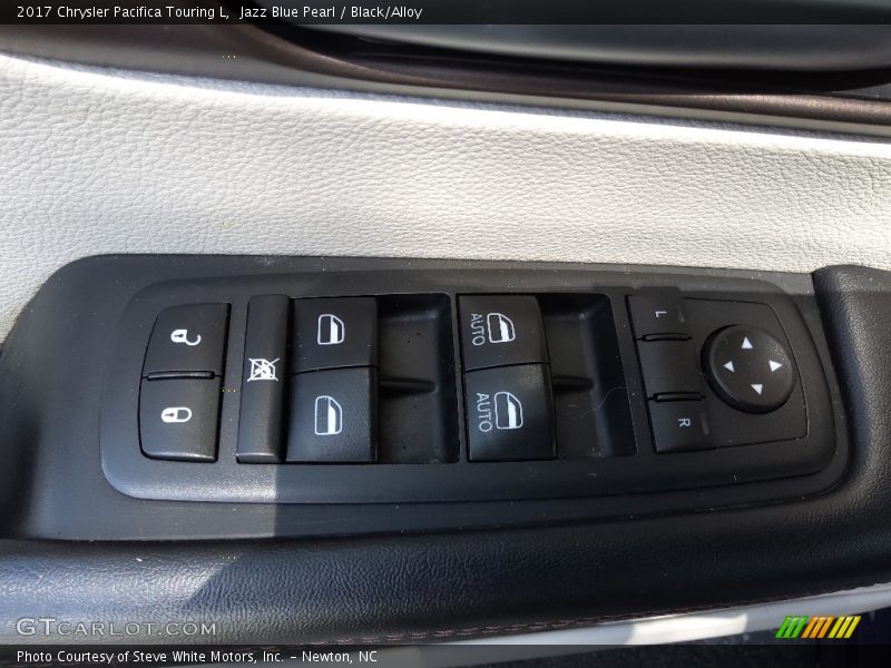 Jazz Blue Pearl / Black/Alloy 2017 Chrysler Pacifica Touring L
