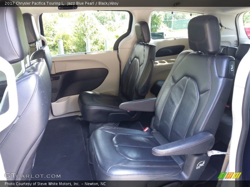 Jazz Blue Pearl / Black/Alloy 2017 Chrysler Pacifica Touring L