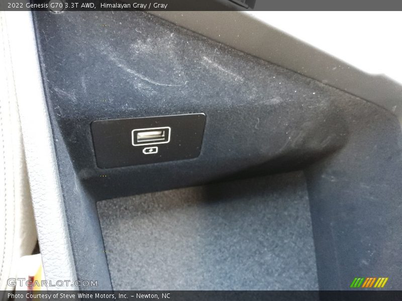 Himalayan Gray / Gray 2022 Genesis G70 3.3T AWD