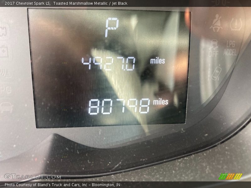 Toasted Marshmallow Metallic / Jet Black 2017 Chevrolet Spark LS