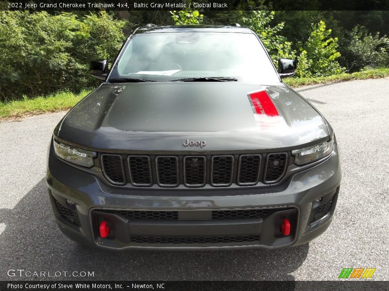 Baltic Gray Metallic / Global Black 2022 Jeep Grand Cherokee Trailhawk 4x4