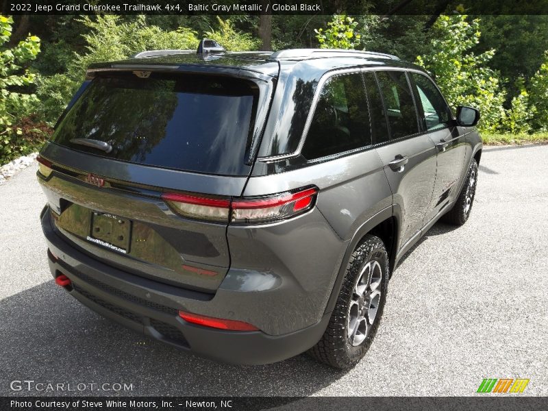 Baltic Gray Metallic / Global Black 2022 Jeep Grand Cherokee Trailhawk 4x4