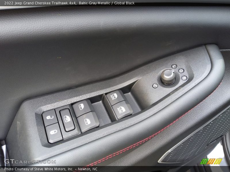 Baltic Gray Metallic / Global Black 2022 Jeep Grand Cherokee Trailhawk 4x4