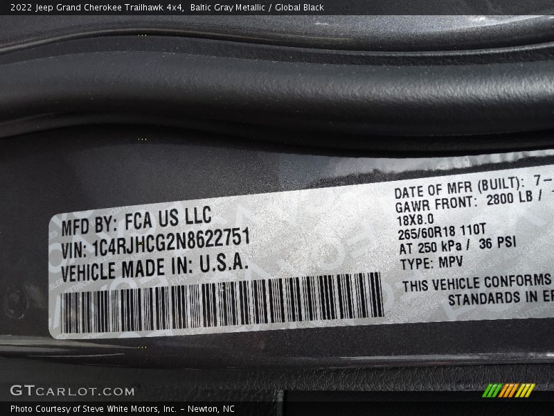 Baltic Gray Metallic / Global Black 2022 Jeep Grand Cherokee Trailhawk 4x4